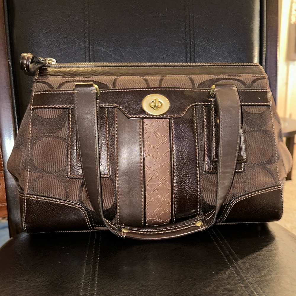 COACH Hampton Handbag Signature #D0773-11071